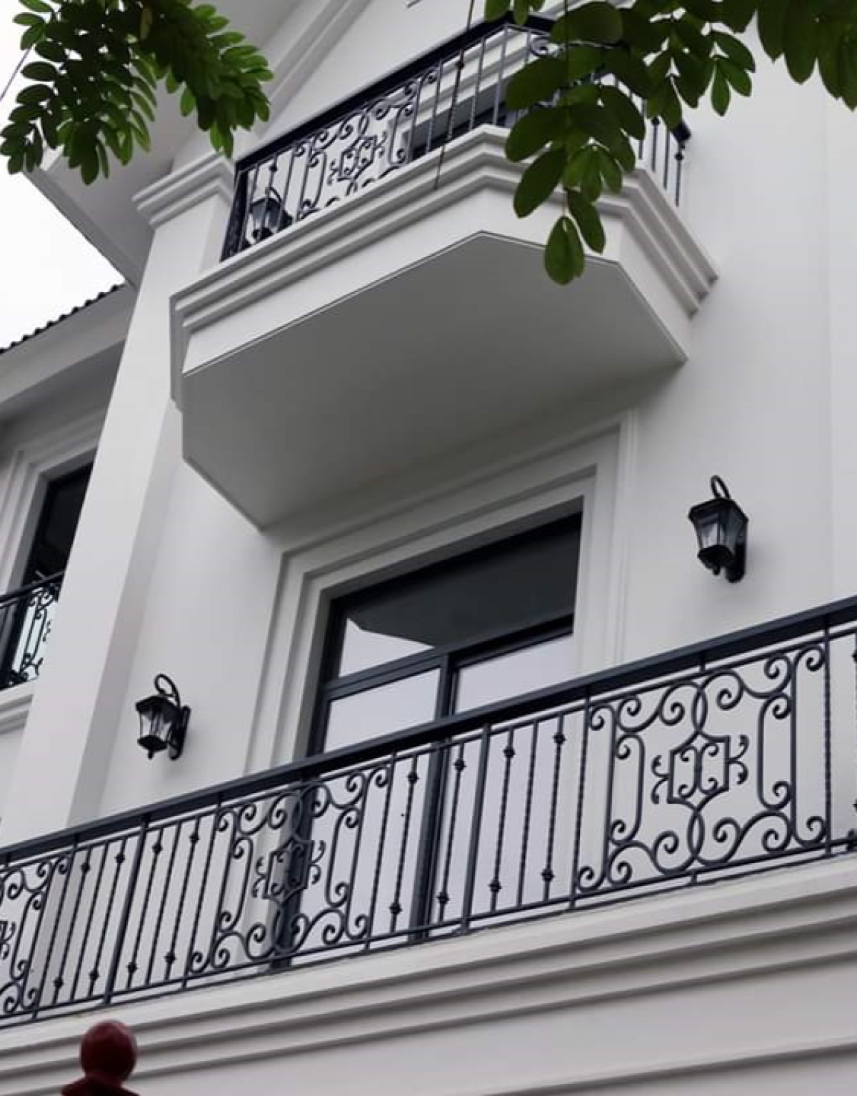Ban công sắt mỹ thuật 01